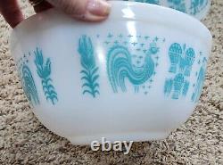 Pyrex Amish Butterprint White with Aqua Turquoise Set of 4 Graduated Mixing Bowls