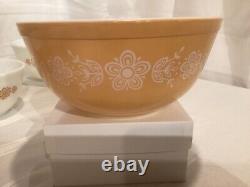 Pyrex Butterfly Gold White Nesting Mixing Bowls 401 402 403 404 Round withBonus