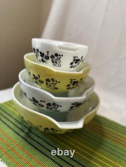 Pyrex Complete Gooseberry Yellow & White Cinderella Nesting Bowl Set 441-444