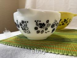 Pyrex Complete Gooseberry Yellow & White Cinderella Nesting Bowl Set 441-444
