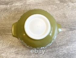 Pyrex Crazy Daisy Spring Blossom Cinderella Nesting Bowls Green White Set of 4