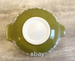 Pyrex Crazy Daisy Spring Blossom Cinderella Nesting Bowls Green White Set of 4