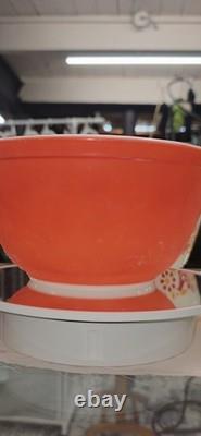 Pyrex FRIENDSHIP Nesting Mixing Bowls Set of 3