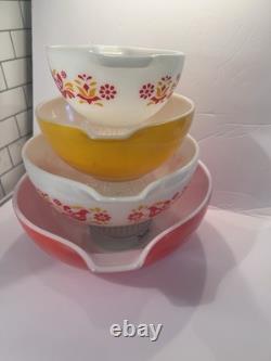 Pyrex Friendship Nesting Cinderella Mixing Bowls Full Set 441, 442, 443 & 444