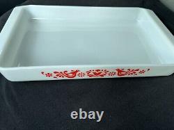 Pyrex Friendship Red Bird Lasagna Milk Glass Baking Pan 933 13.5x8.75x1.75