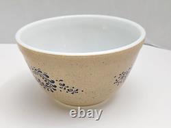 Pyrex Homestead Mixing Bowl Complete Set of 4 Tan & Blue Nesting 401 402 403 404