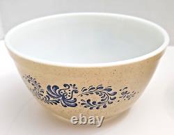 Pyrex Homestead Mixing Bowl Complete Set of 4 Tan & Blue Nesting 401 402 403 404