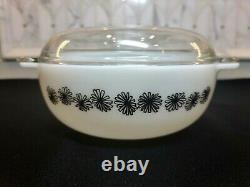 Pyrex JAJ Extremely Rare BLACK DAISY Easy-Grip Casserole Dish with Lid-EUC