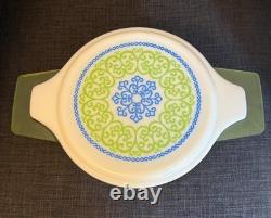 Pyrex Ocean Filigree Espanola 475-B 2.5 Qt Casserole w Lid + Cradle 1973 Promo