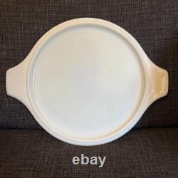 Pyrex Ocean Filigree Espanola 475-B 2.5 Qt Casserole w Lid + Cradle 1973 Promo