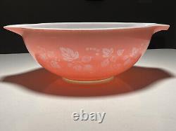 Pyrex Round Cinderella Bowl (1957-1966) Pink Gooseberry #444