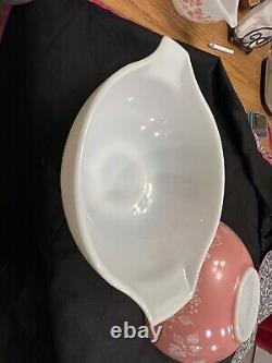 Pyrex White Pink Gooseberry Cinderella Nesting Mixing Bowls Complete Set of 4