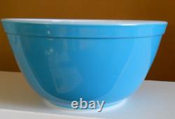 RARE 1969 Pyrex #402 1.5 QUART SOLID Blue Horizon Cinderella Nesting Mix Bowl