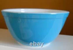 RARE 1969 Pyrex #402 1.5 QUART SOLID Blue Horizon Cinderella Nesting Mix Bowl