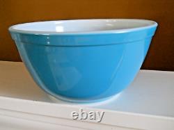 RARE 1969 Pyrex #402 1.5 QUART SOLID Blue Horizon Cinderella Nesting Mix Bowl