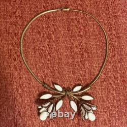 RARE Crown Trifari A Philippe White Milk Glass Bell Flowers Necklace HARD TOFIND