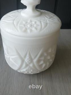 RARE Fostoria Winburn Pattern Handmade Milk Glass Canister Jar & Lid 7H x 4.5