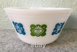 RARE Green & Blue Pennsylvania Dutch Milk Glass Federal 9 Mixing Bowl Vintage