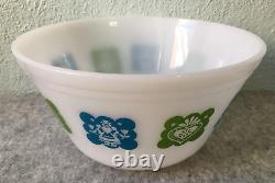 RARE Green & Blue Pennsylvania Dutch Milk Glass Federal 9 Mixing Bowl Vintage