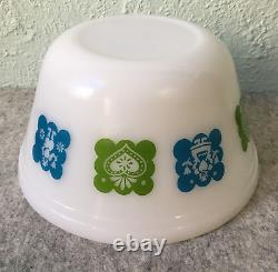 RARE Green & Blue Pennsylvania Dutch Milk Glass Federal 9 Mixing Bowl Vintage