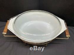 RARE / HTF Pyrex GOLDEN THISTLE #045 with Lid and Warming Rack