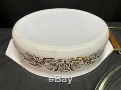 RARE / HTF Pyrex GOLDEN THISTLE #045 with Lid and Warming Rack