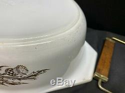 RARE / HTF Pyrex GOLDEN THISTLE #045 with Lid and Warming Rack