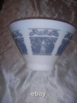 RARE VINTAGE HAZEL ATLAS MILK GLASS BOWL WHITE withWEDGEWOOD BLUE GREEK GODDESS