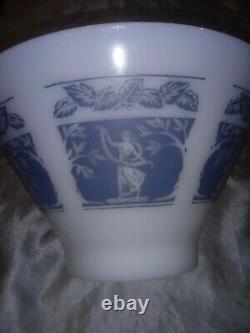 RARE VINTAGE HAZEL ATLAS MILK GLASS BOWL WHITE withWEDGEWOOD BLUE GREEK GODDESS