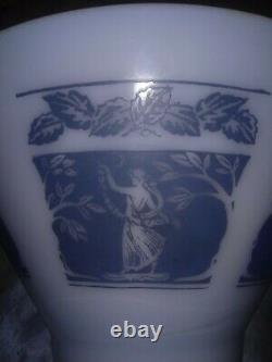 RARE VINTAGE HAZEL ATLAS MILK GLASS BOWL WHITE withWEDGEWOOD BLUE GREEK GODDESS