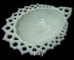 RARE VTG 1870s Deep Clam Shell Milk-Glass Footed Trinket Pin Bowl Lace Fretwork