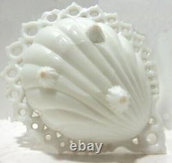 RARE VTG 1870s Deep Clam Shell Milk-Glass Footed Trinket Pin Bowl Lace Fretwork