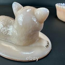 RARE Westmoreland III Rosso Milk Glass Cat on Nest PINK Opalescent Painted VTG