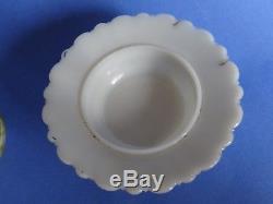 Rare Cow Milk Glass Covered Dish Box Antique France Vallerysthal