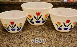Rare Set of 3 Vintage Milk Glass Fire King Tulip Mixing Nesting Bowls great cond
