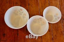 Rare Set of 3 Vintage Milk Glass Fire King Tulip Mixing Nesting Bowls great cond