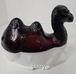 Rare Westmoreland Humphrey Camel Milkglass Covered Candy Dish Dark Purple