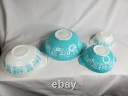 STUNNING PYREX Turquoise White Amish Butterprint Cinderella Nesting Bowls Set 4