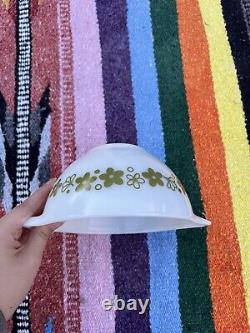 Set 4 Vintage Pyrex Bowls Nesting Cinderella Spring Blossom Green Crazy Daisy