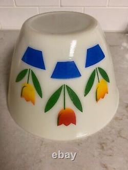 Set Of 2 Vintage Fire King Oven Ware Tulip Stacking Nesting Mixing Bowls