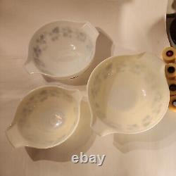 Set Of 3 Vintage Pyrex Gooseberry Yellow Black White 444,443,442 Cinderella Bowl