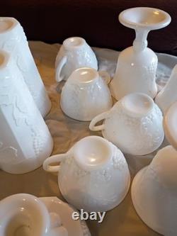 Set Of Vintage Indiana Milk Glass