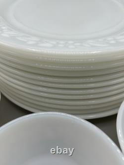 Set of 29 Vtg. Hazel Atlas Crinoline 11 Dinner Plates 11 Saucers 7 Cups Milk