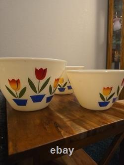 Set of 3 Vintage Fire King Glass Tulip Nesting Kitchen Mixing Bowls MCM