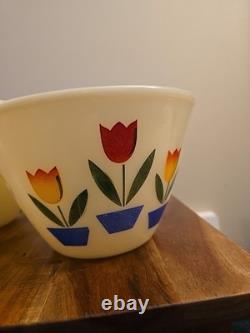Set of 3 Vintage Fire King Glass Tulip Nesting Kitchen Mixing Bowls MCM
