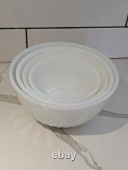 Set of 4 FIRE-KING 6, 7, 8, 9 Mixing Serving White Milk Glass Nesting Bowls