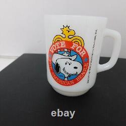 Set of 4 Fire King Anchor Hocking Vote Snoopy For President Milk Glass Mugs 1980