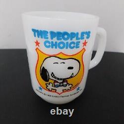 Set of 4 Fire King Anchor Hocking Vote Snoopy For President Milk Glass Mugs 1980