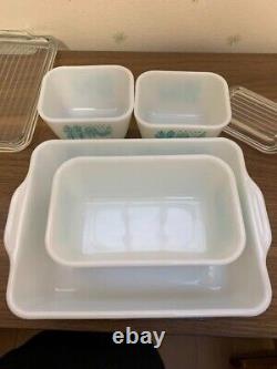 Set of 4 Pyrex Blue White OLD PYREX Butter Print Amish very rare