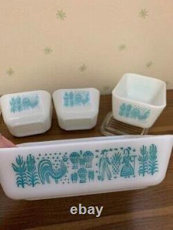 Set of 4 Pyrex Blue White OLD PYREX Butter Print Amish very rare